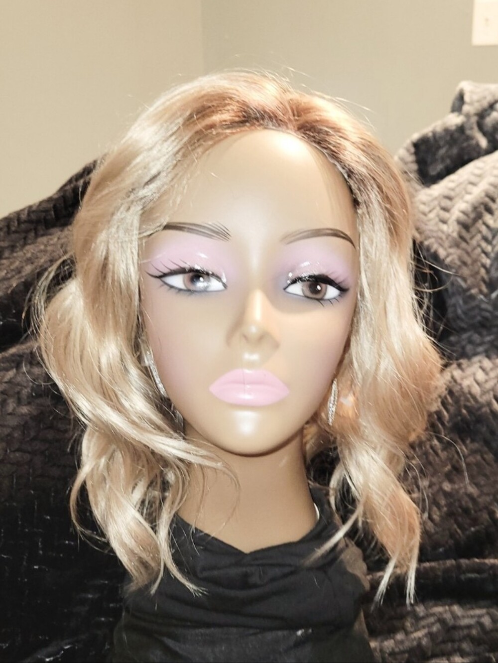 Beautiful Blonde Beachwave Lacefront Wig